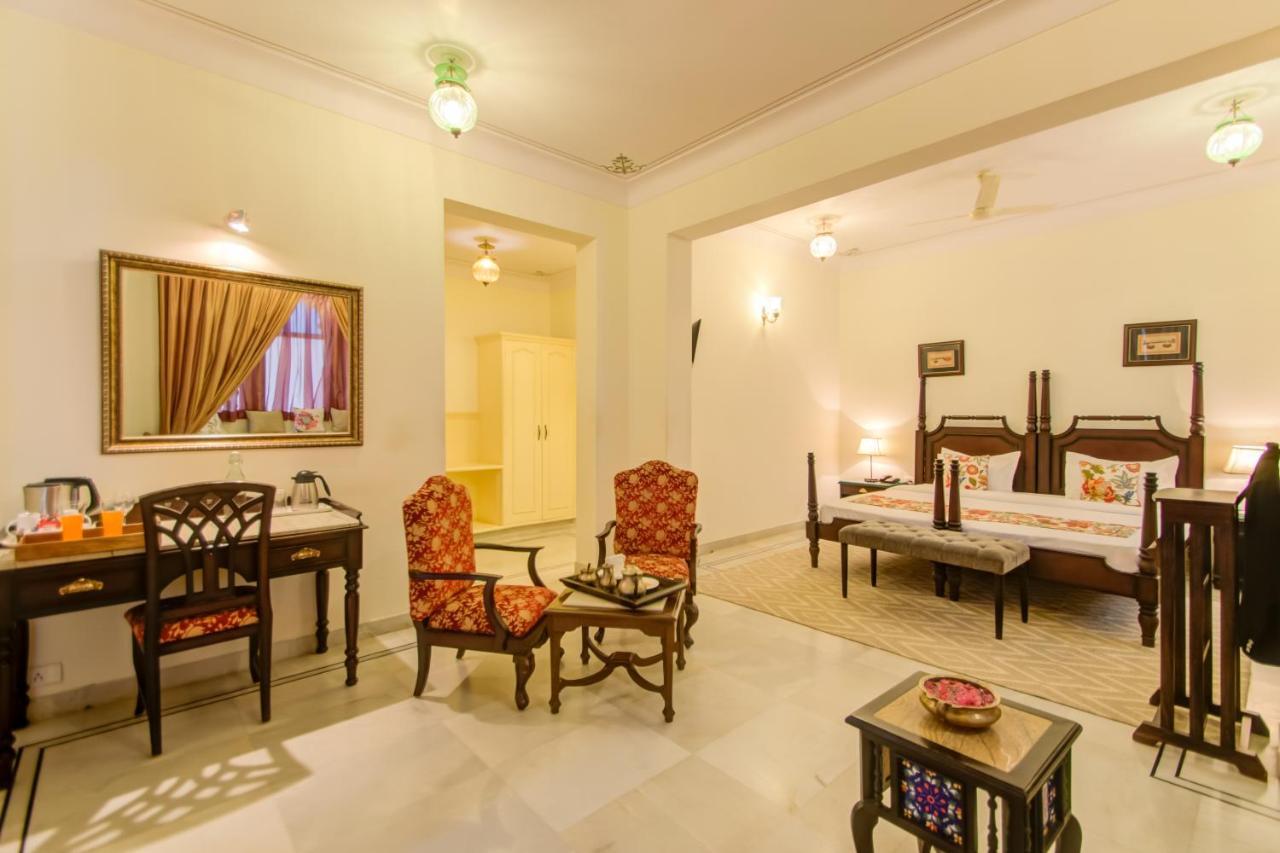 Akshay Niwas Boutique Luxury Hotel Udaipur Exterior foto