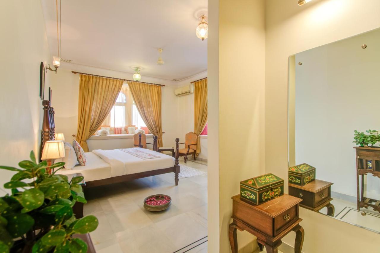 Akshay Niwas Boutique Luxury Hotel Udaipur Exterior foto